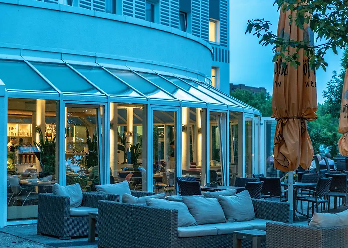 Globana Airport Hotel